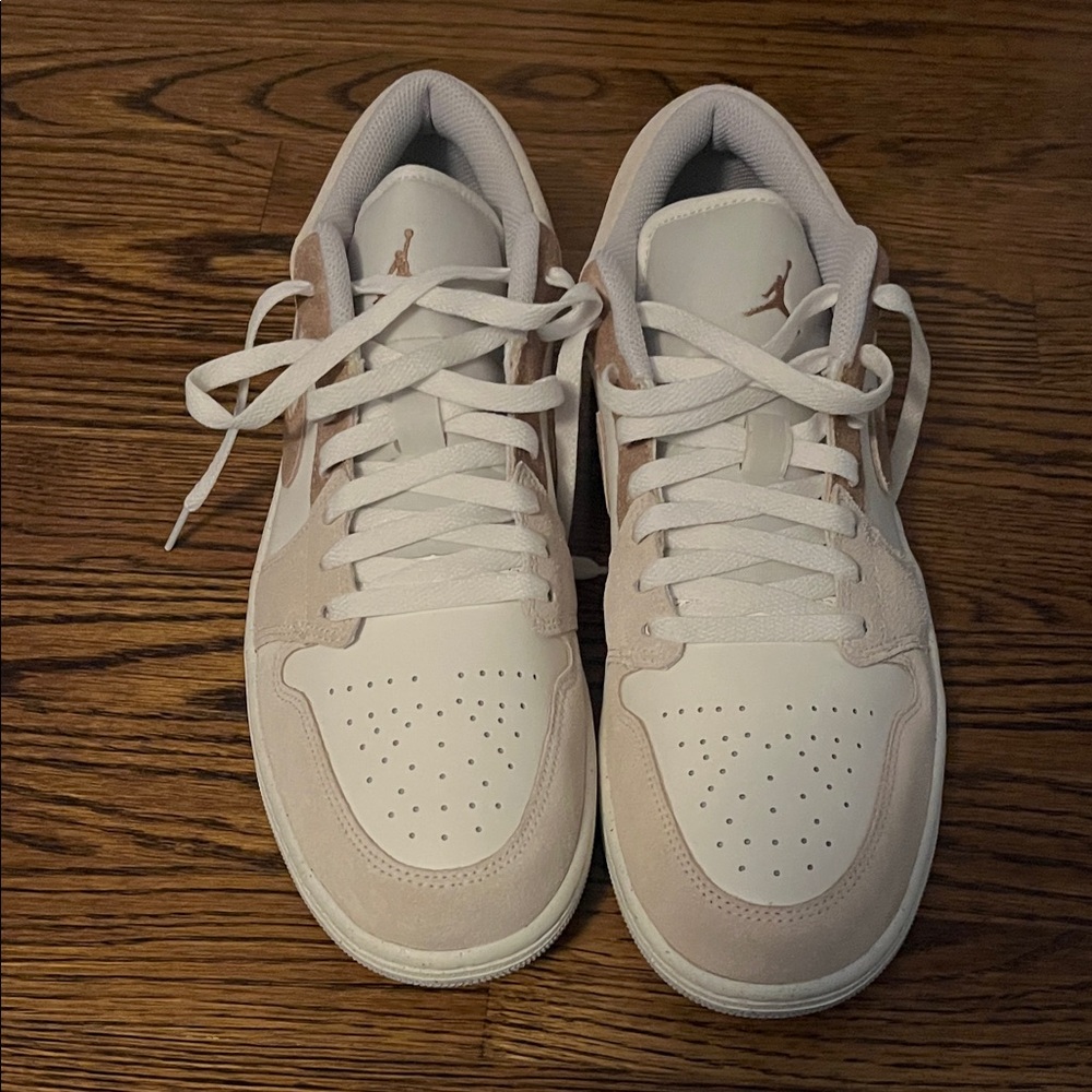 Jordan 1 Low SE Sail Archeo Brown